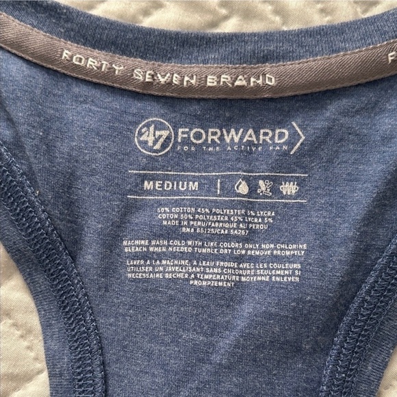 NWOT Boston Red Sox Tank Top Medium ’47 Brand Blue Racerback MLB - Picture 2 of 9